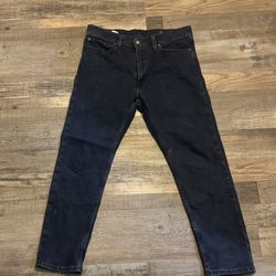 Size 36 / 30 Levi Jeans 502