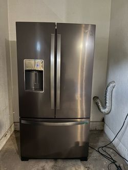 Like New, Whirlpool Refrigerator