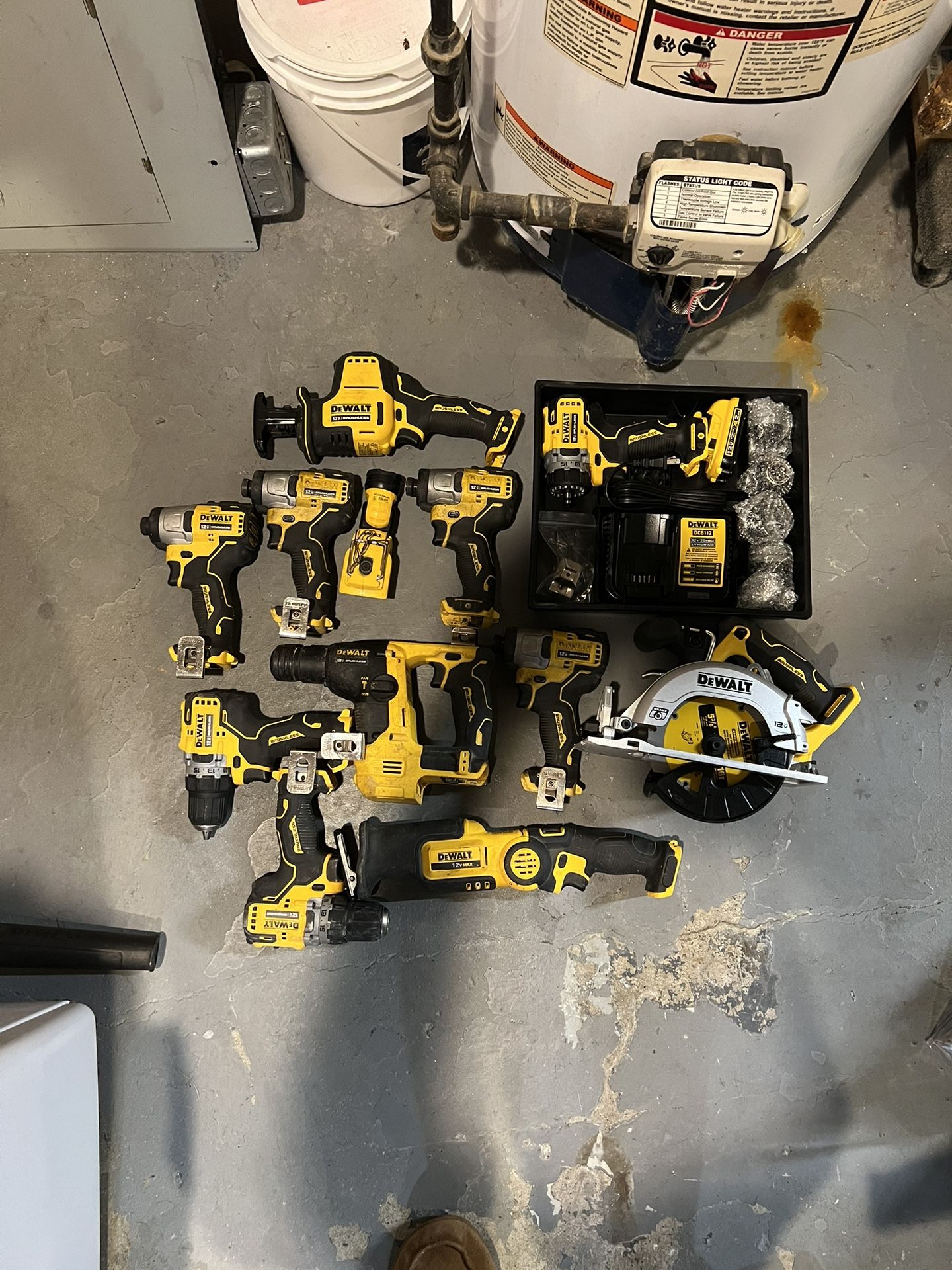 Assortment Of Some 60v And 20v Dewalt Tools