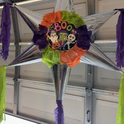 Boo 👻 Halloween Star Pinata 