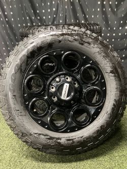 2025 Ford F-250 Lariat Super Duty 8 Lug 20 Inch OEM Wheels