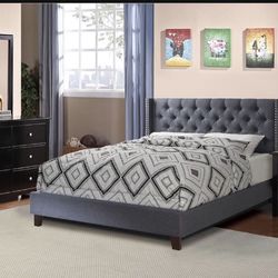 5pc Queen Size Bedroom Set 