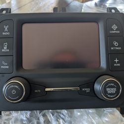 Jeep New 5 Touch Stereo 18 19 20