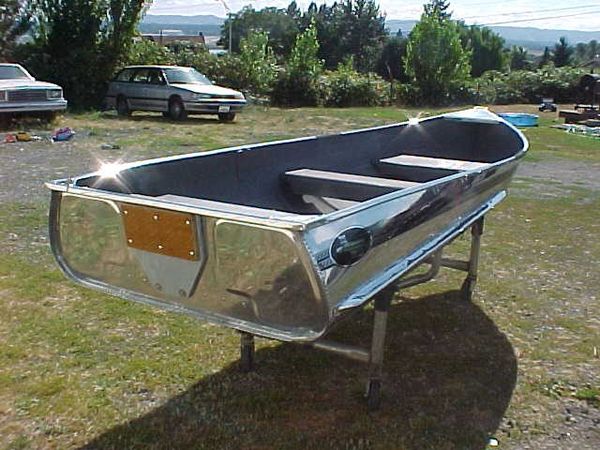 crestliner 1400 cr jon 14 foot jon boat
