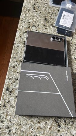 Samsung z fold 7 Atnt unlocked