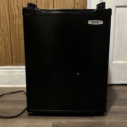 Mini fridge $50