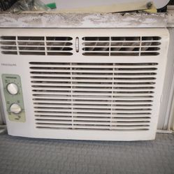 Window Air Condition 5000BTU