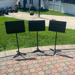 3 Music Stands
