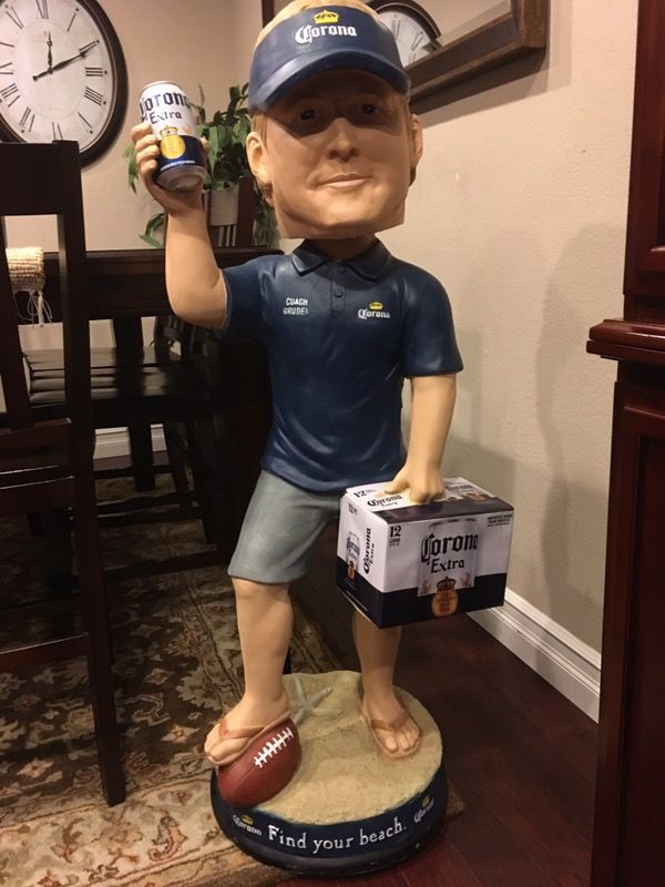 Dodgers, Angels, Lakers, Stan Lee, autographed, signed, stadium seats buying memorabilia.
