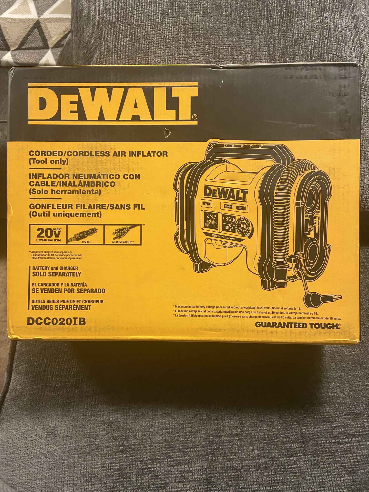 Desalt Corded/cordless Air Inflator