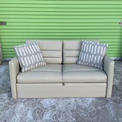 *Free Delivery* Sleeper Sofa Bed Couch