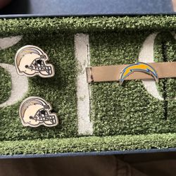 Chargers Bow tie And Cuff Links 