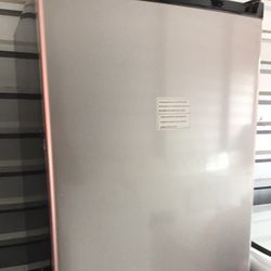 NEW MINI FRIDGE 