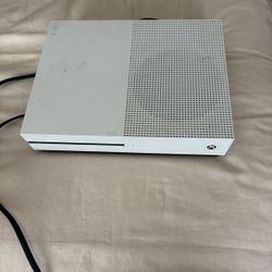 XBOX ONE  1Tb W Controller 