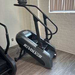 REVOLVER miniMonster compact StairMill