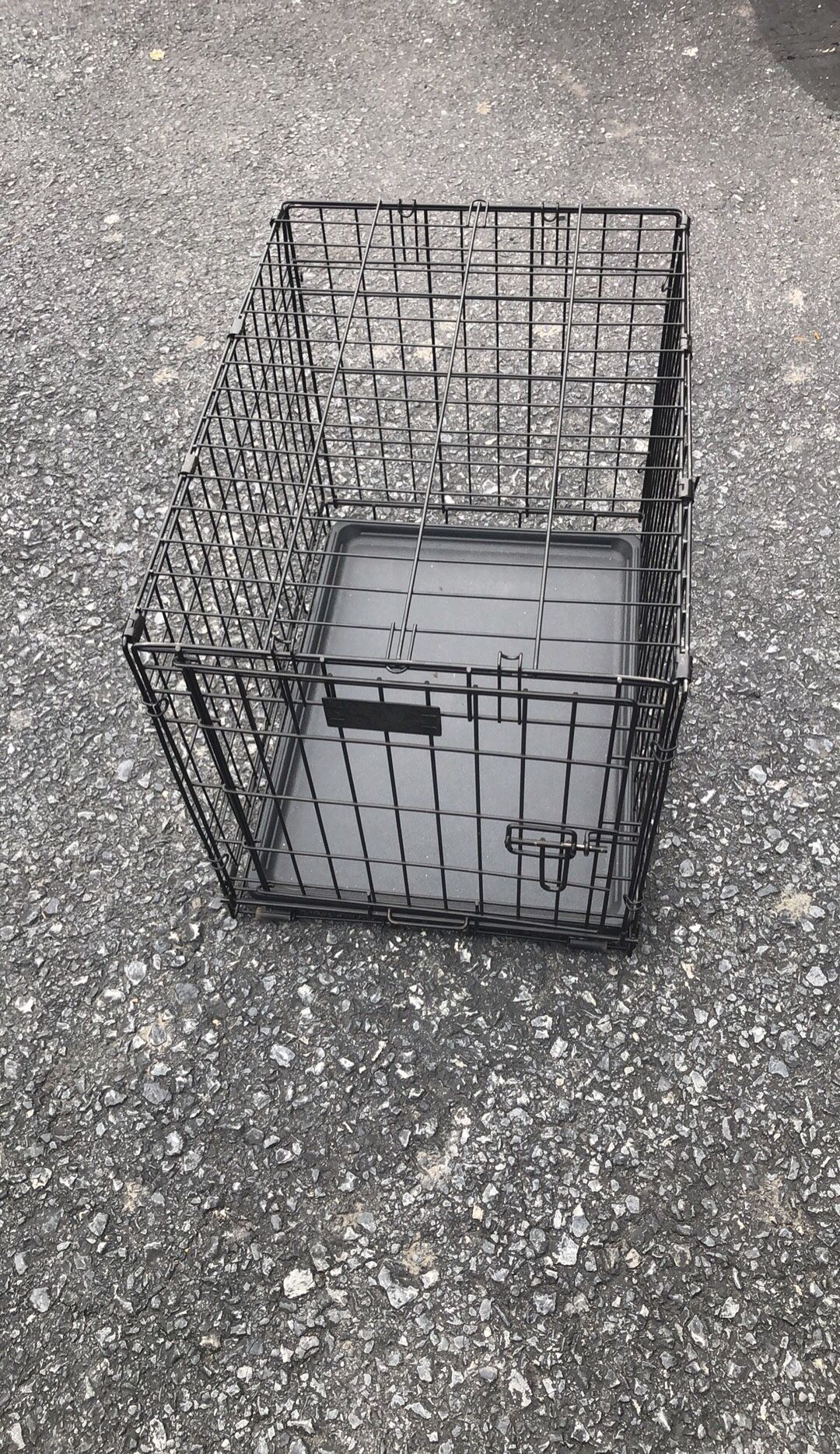 17x19x24 dog gage like new
