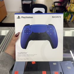 New In Box Sony DualSense Wireless Controller For PlayStation 5