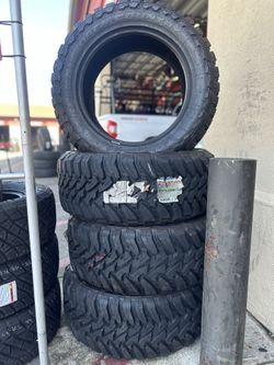 Toyo Open Country M/T 33x12.50R20L