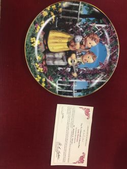 H.I Hummel “Little Musicians” porcelain collectible plate