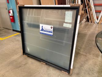 NEW! COEUR D’ALENE 3300 Series 41x45 Satin Etched Fixed window with Black and White Vinyl Frame