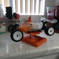 TEAM ASSOCIATED B5M BRUSHLESS RC