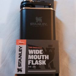 Stanley Classic Easy Fill Wide Mouth Flask - Brand New!