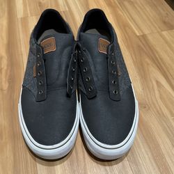 Men’s Vans Size 12