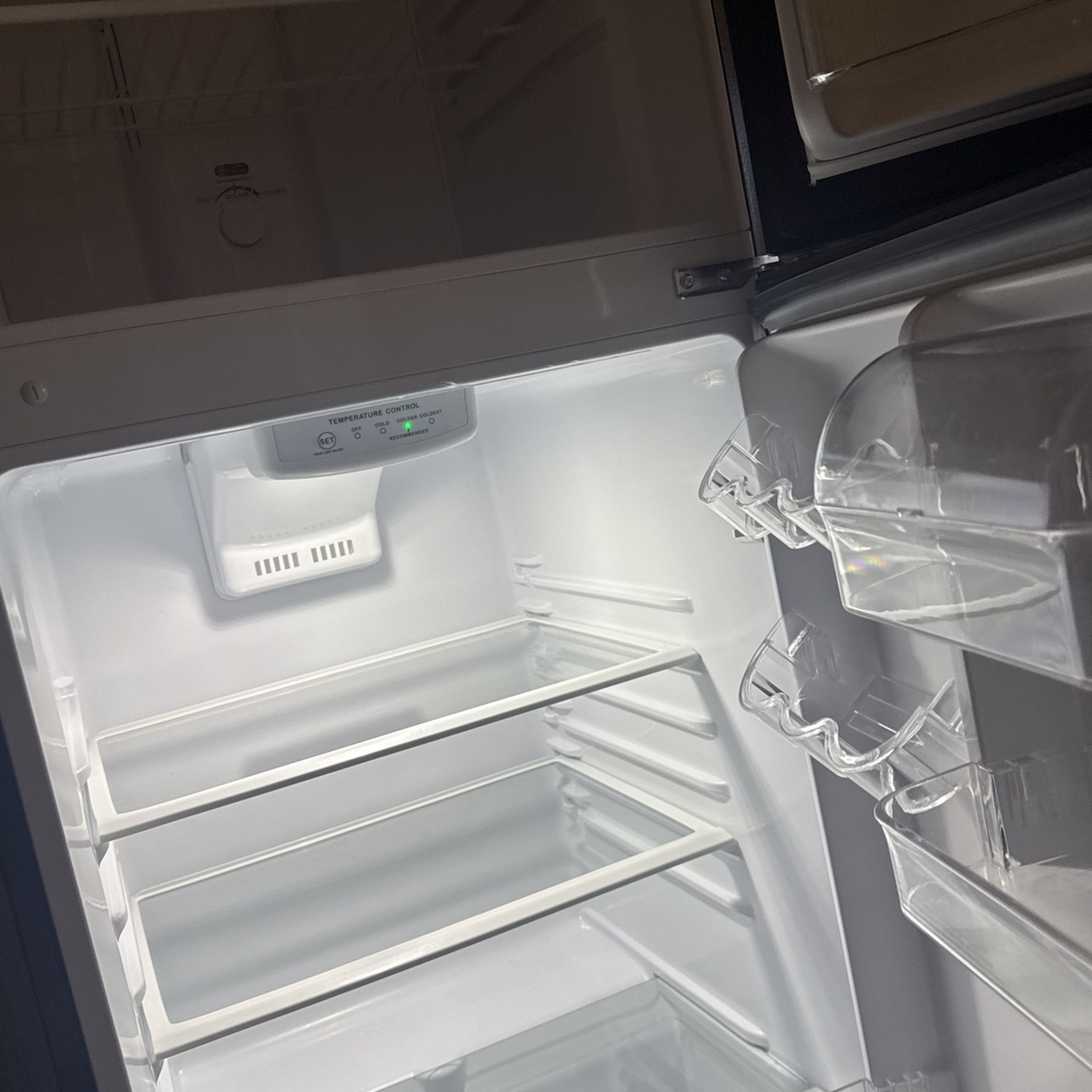 Refrigerator 5ft And 2ft Width