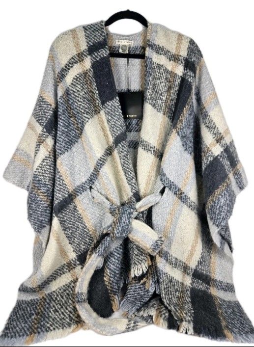 Max Studio Women’s One Size Plaid Gray Tan Cream Poncho Shrug Shawl with Belt 