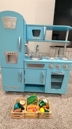 === KidKraft Vintage Wooden Play Kitchen with Pretend Ice Maker and Phone ==