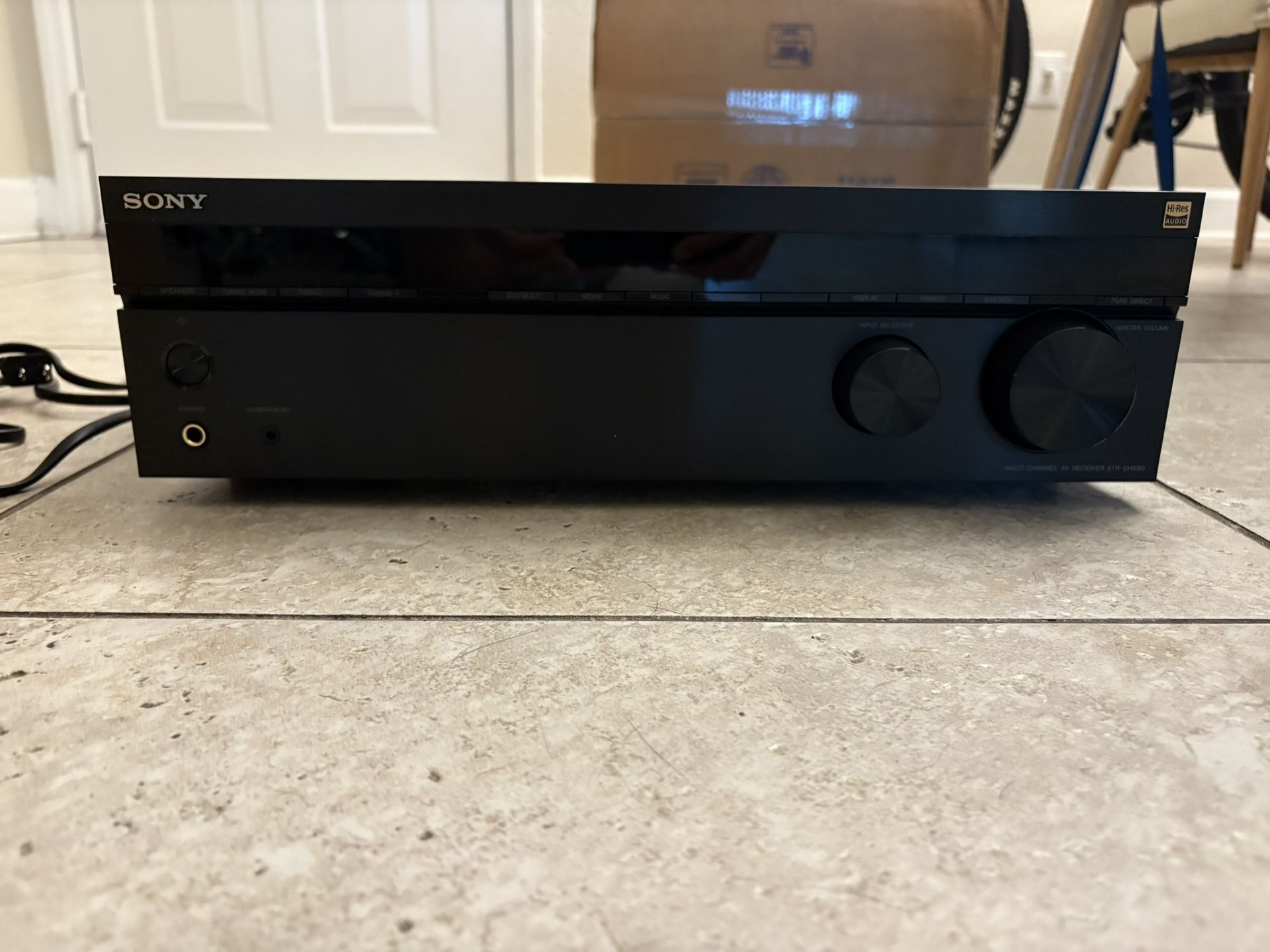 Sony STRDH590 5.2 Channel Surround Sound Home Theater Receiver: 4K HDR AV Receiver with Bluetooth