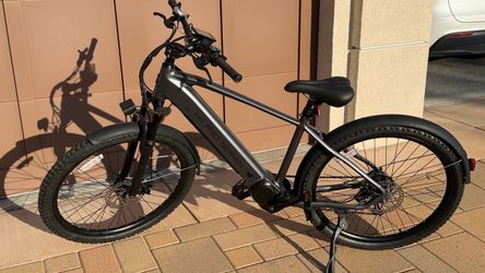 H-1™ PRO SERIES COMPASS E-BIKE