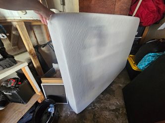 Jeffco Fibres Inc. Full Size Mattress with bedframe