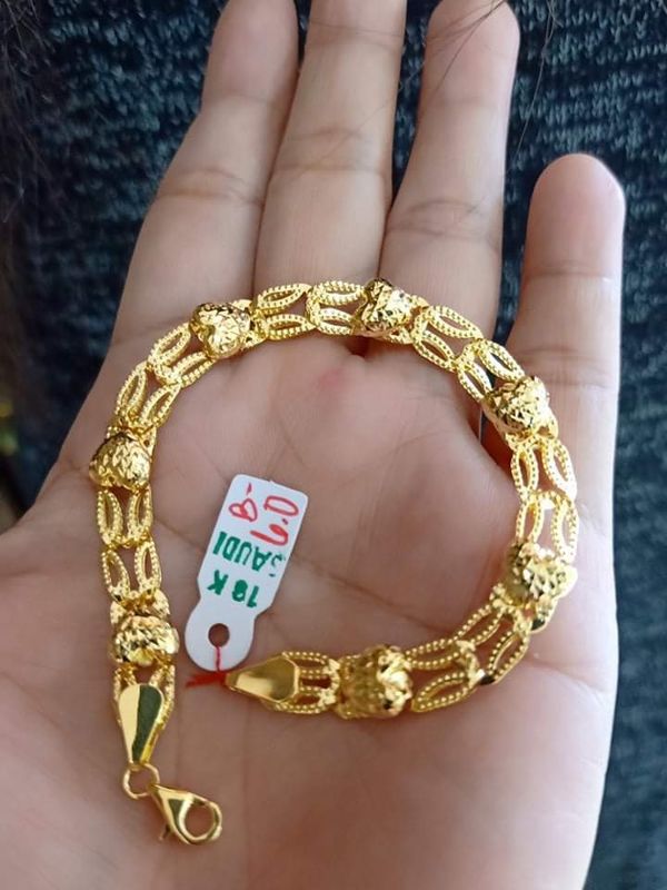 18k saudi gold bracelet for Sale in Seattle, WA OfferUp
