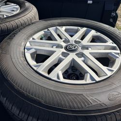Tundra Wheels /  Tires