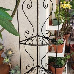 Metal Corner Shelf