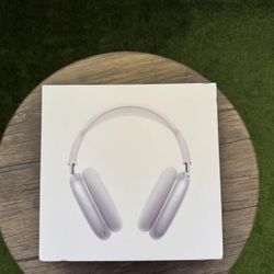 *Cheap* Silver AirPods Maxes 