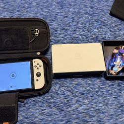Nintendo Switch Oled And Gaming Controller