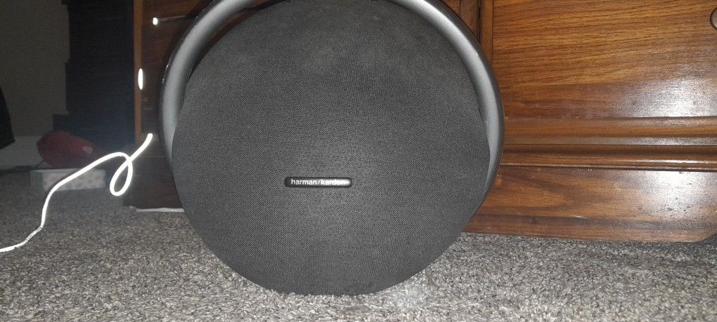 Harman Kardon Onyx Studio 7 Bluetooth Speaker