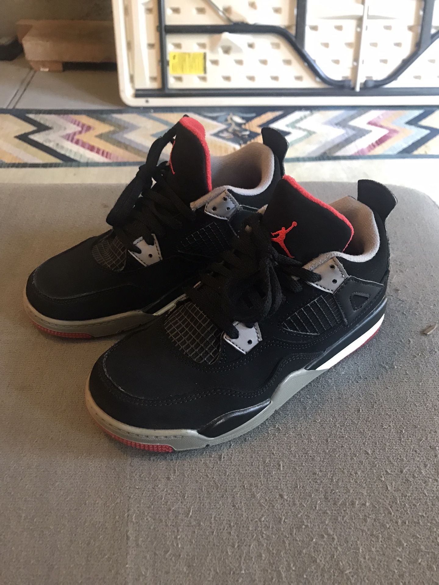 Bred 4 Size 1.5Y