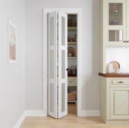 White Bifold Door with Frosted Glass Panels