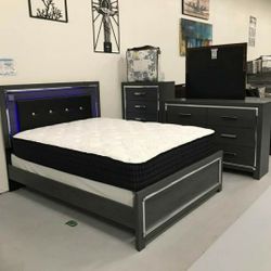 Lodanna Gray LED Panel Bedroom Set