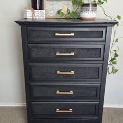 Vintage 5 Drawer Dresser Refurbished. 