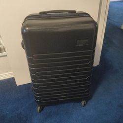 Penguin Suitcase 