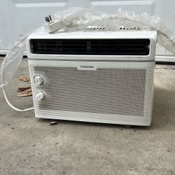 Window AC Unit