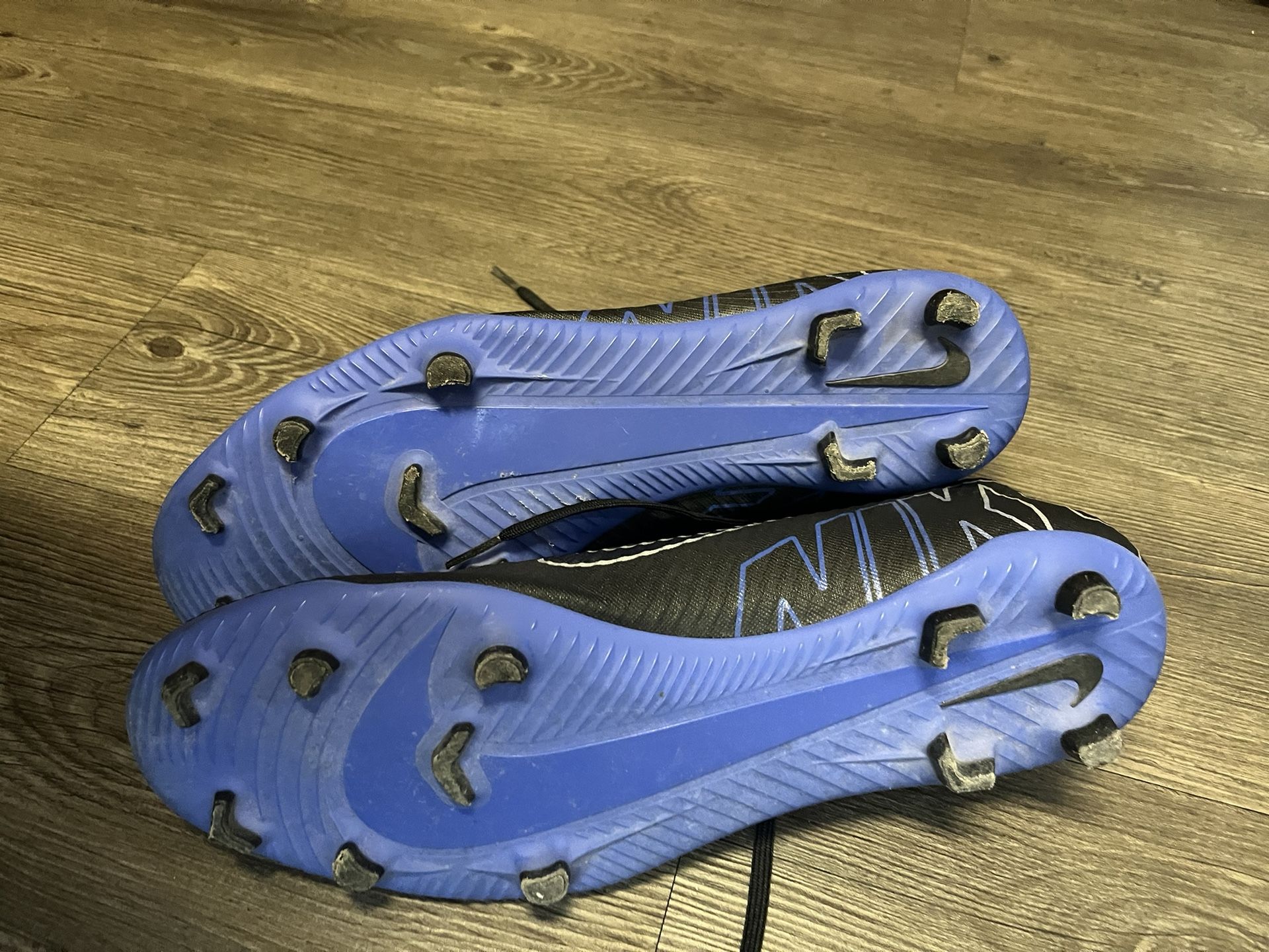 Men’s Soccer Shoes