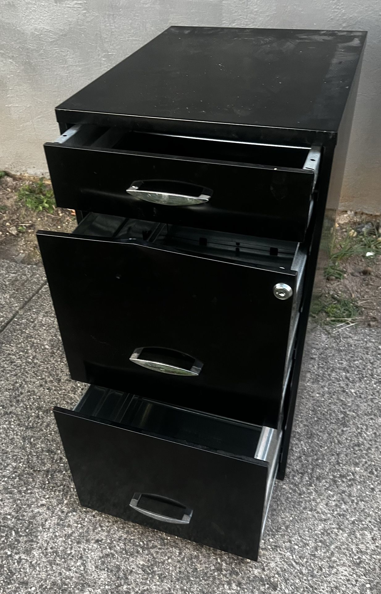 Drawer Letter