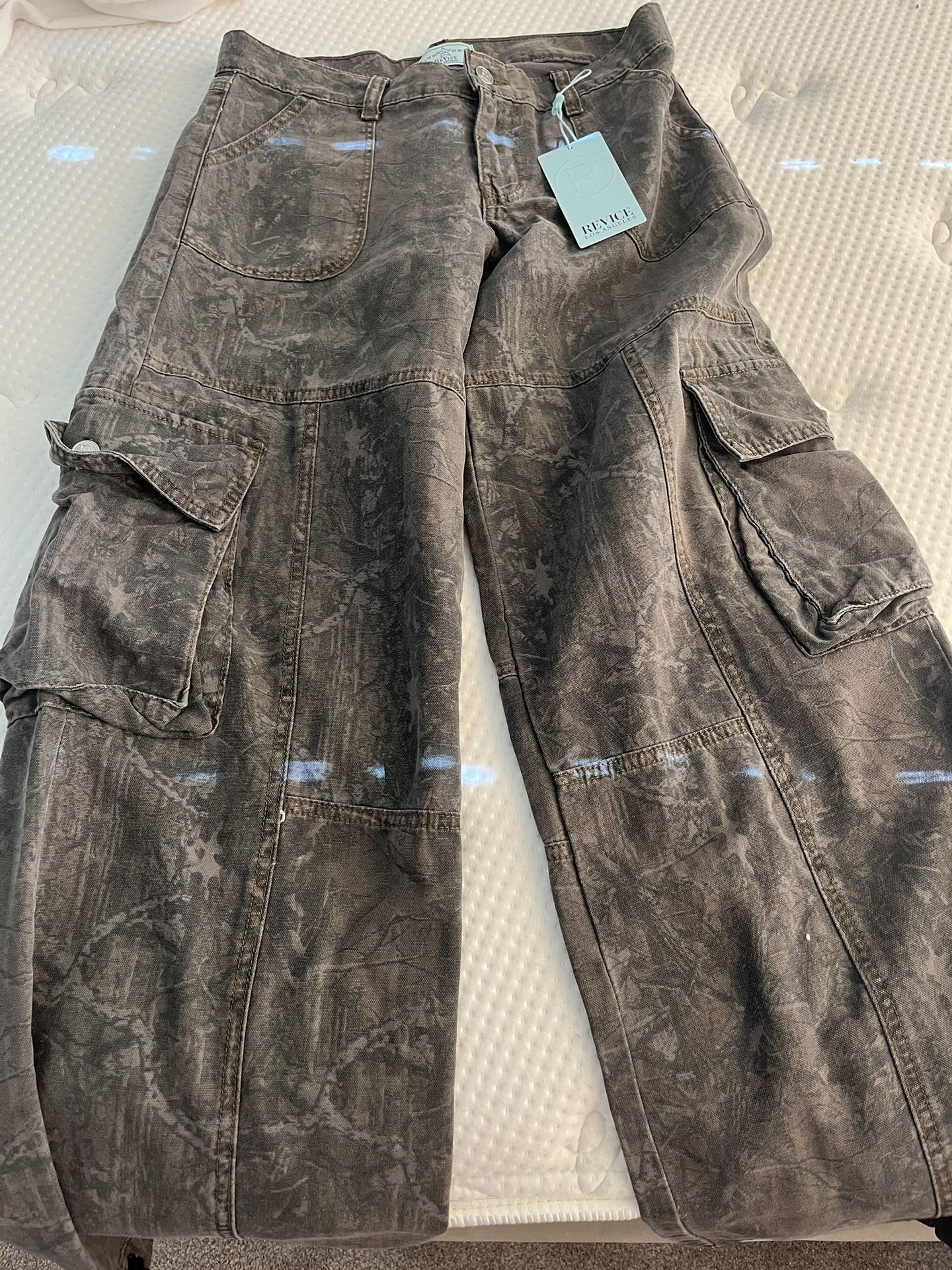Revice Camo Pants