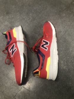 Men’s Size 9 Sneakers Tennis Shoes