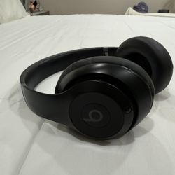 Beats Studio Pro